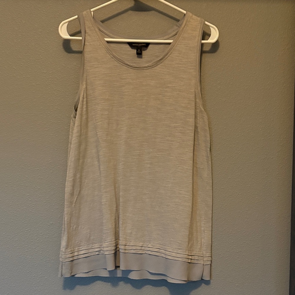 Banana Republic Sleeveless Grey Tank Top